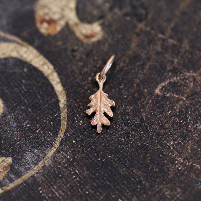 Oak leaf charm