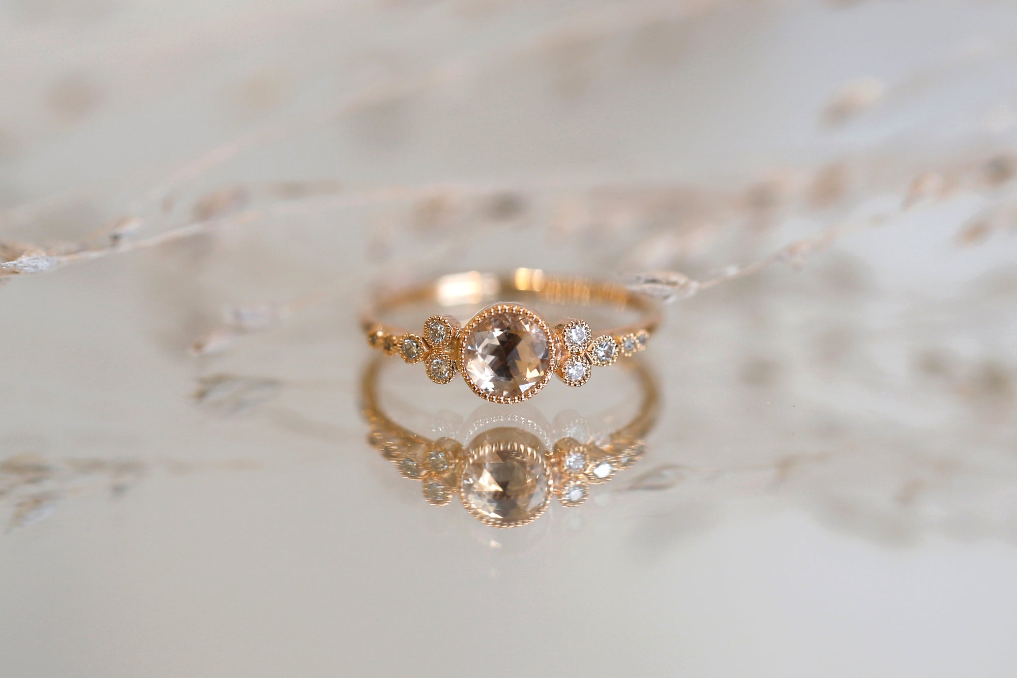 Ring Iris L White Sapphire