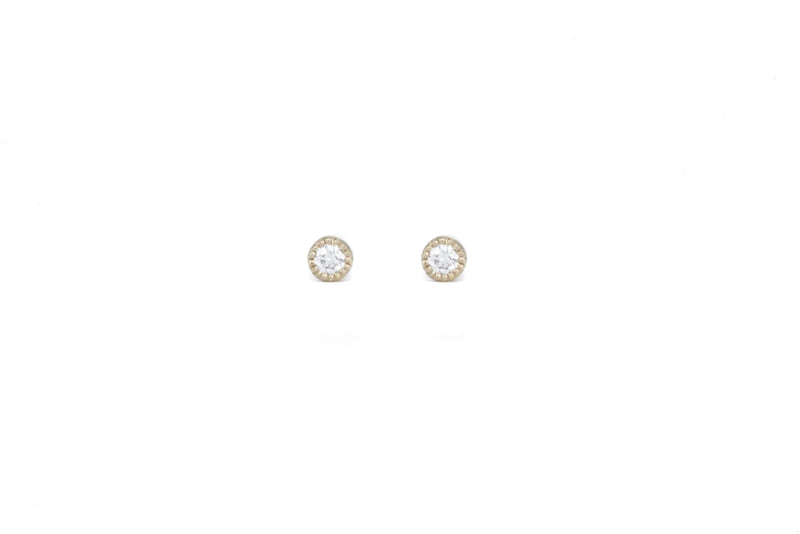 Earrings Mini Love-Myrtille Beck- Discreet earrings in diamonds and gold 