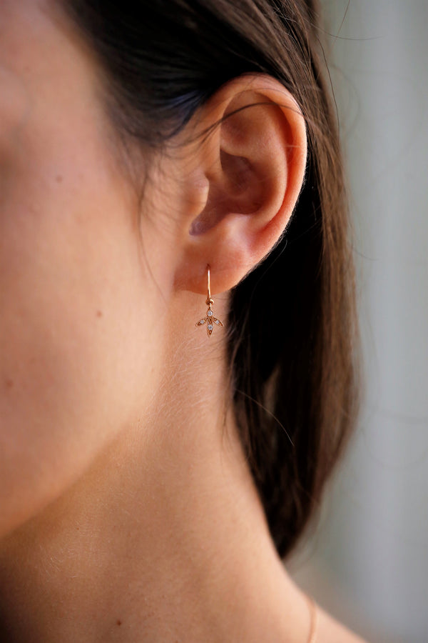 Pendant earrings rose gold and diamonds- Myrtille Beck-Pendant earrings Allegria Feuille