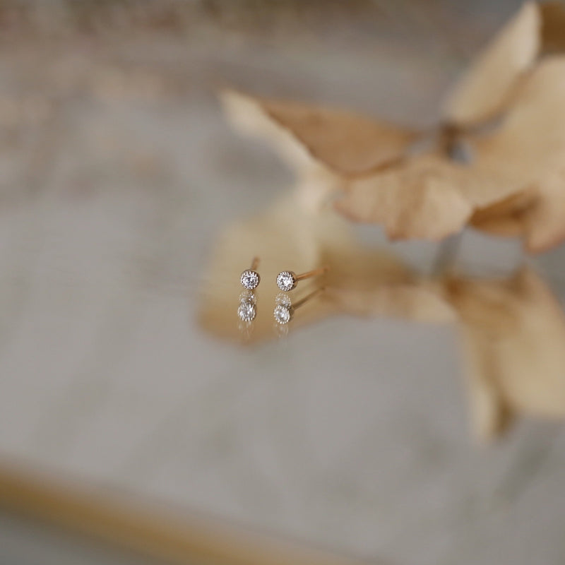 Boucles D Oreilles - Earrings Mini Love white diamond earrings