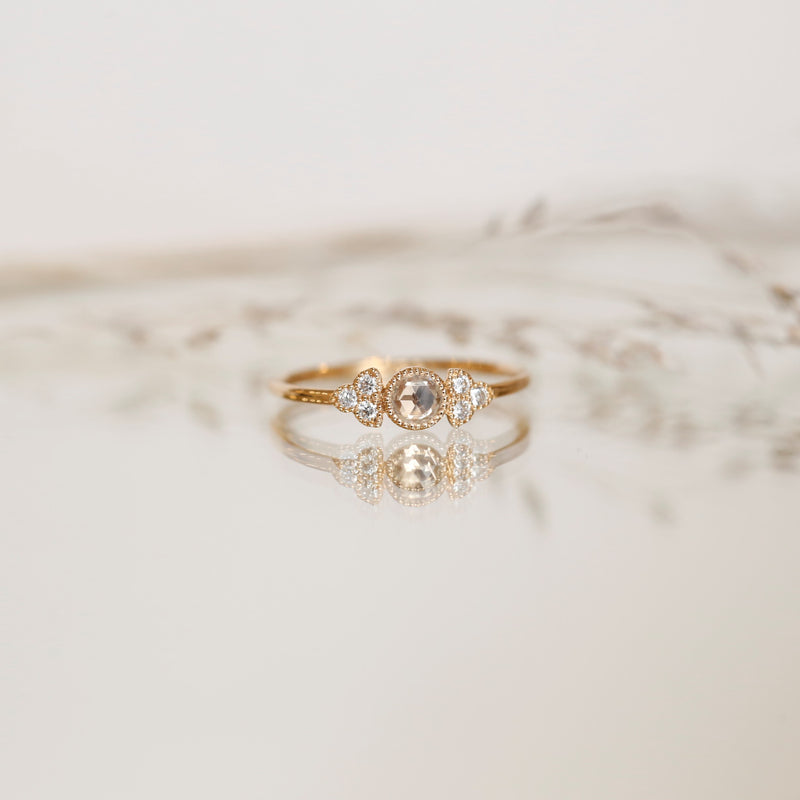 Bague Flora M Saphir blanc