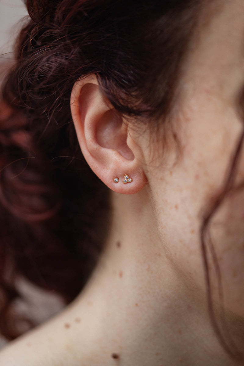 Boucle d'oreille Flora Diamants