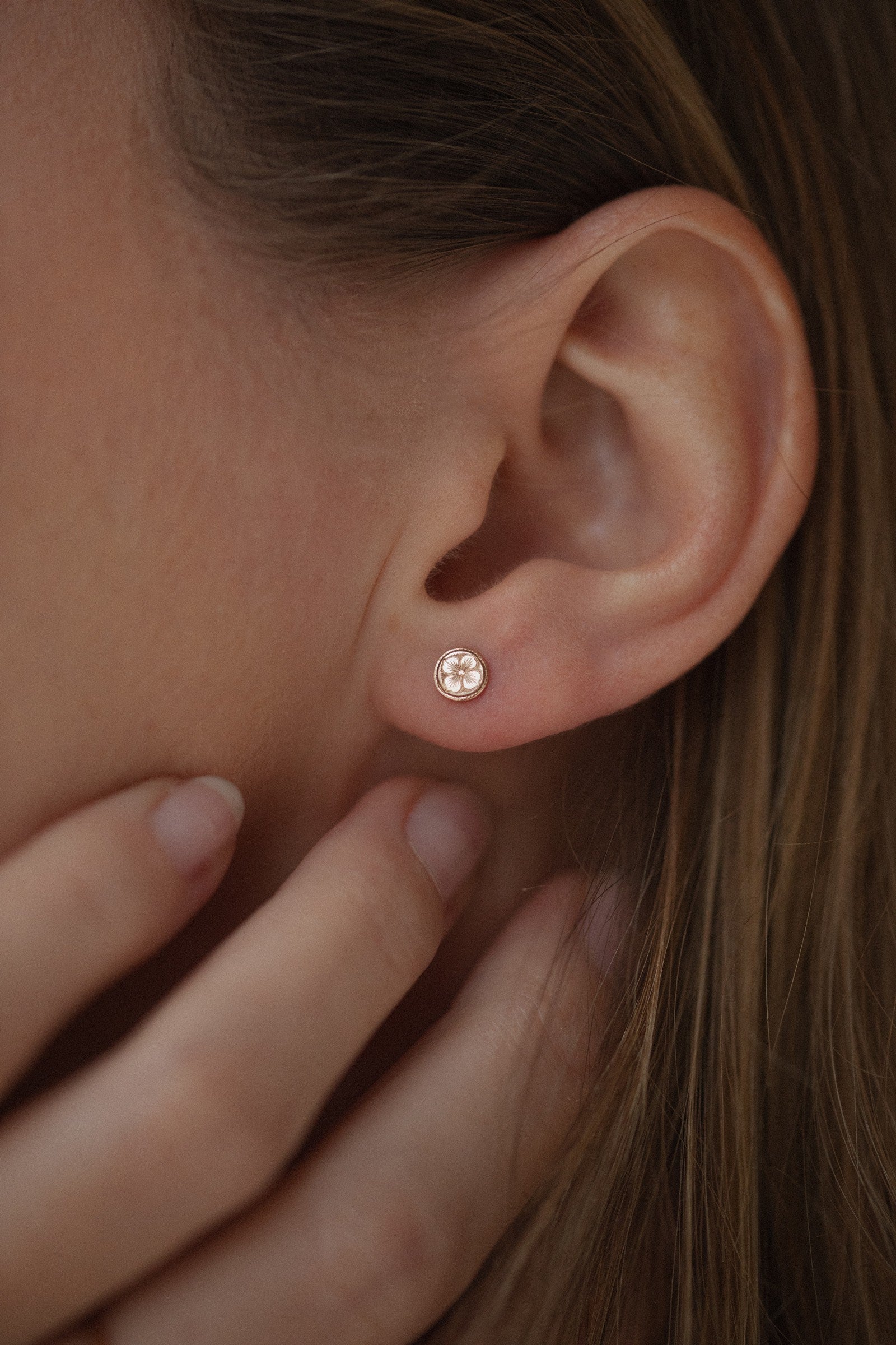 Bijoux de créateur boucle d'oreille cadeau de Noël en or gravée édition limitée