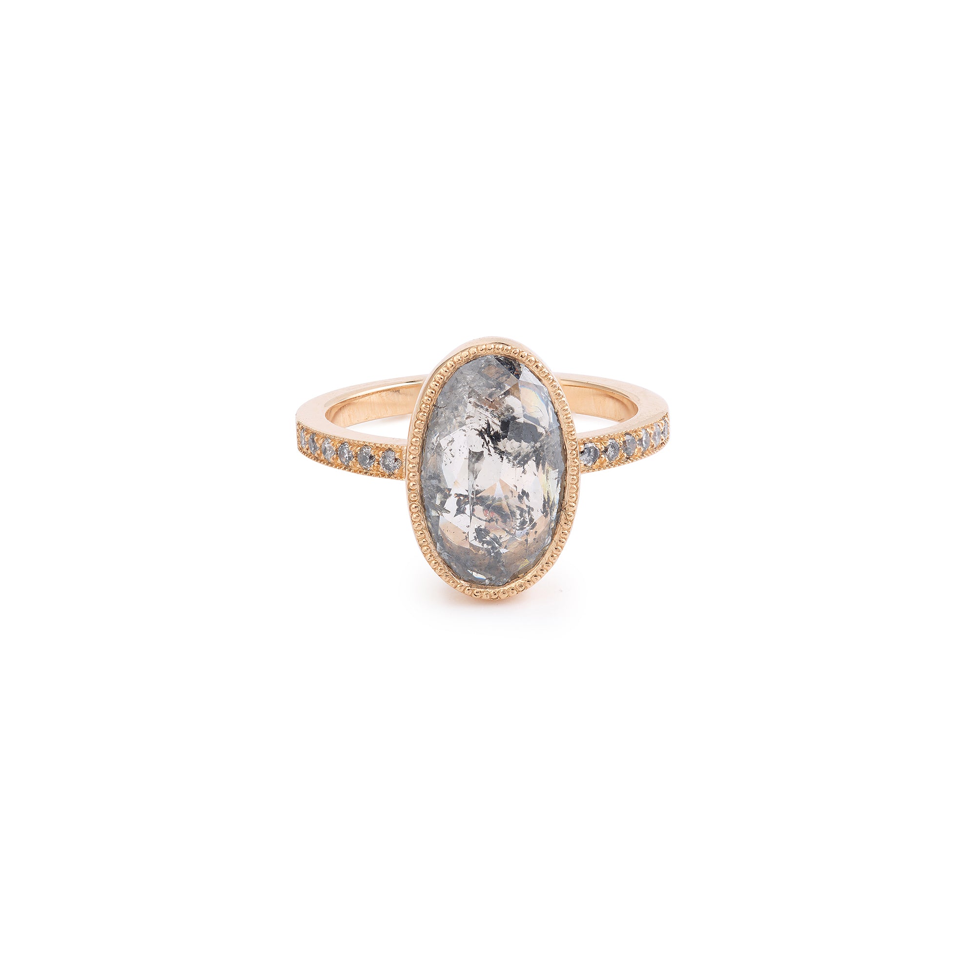 Bague de fiançailles de créateur Pièce unique en or et diamant salt and pepper ovale Myrtille Beck Paris