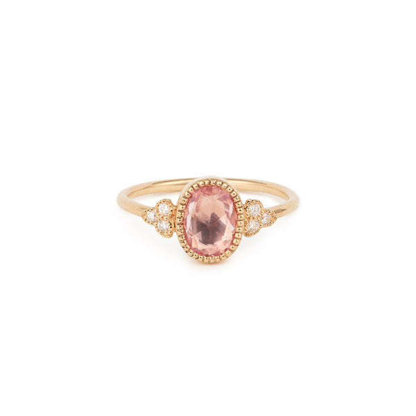 Bague de fiançailles de créateur en or rose et saphir rose rosecut ovale Myrtille Beck Paris