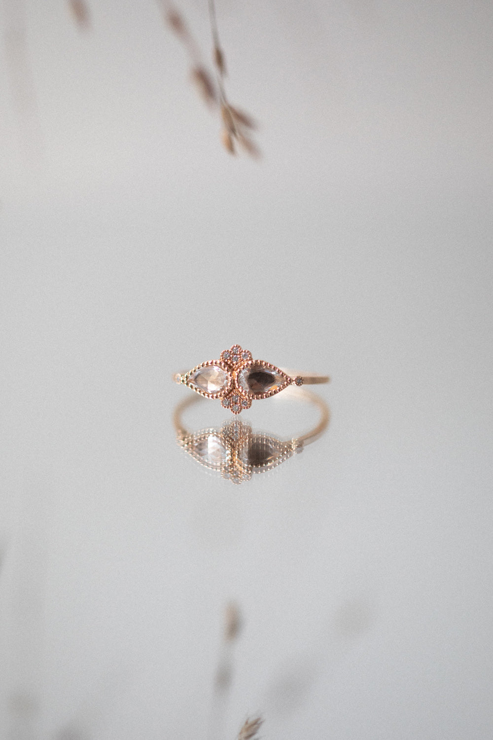 Bague Âmes Soeurs Saphirs blancs et Diamants