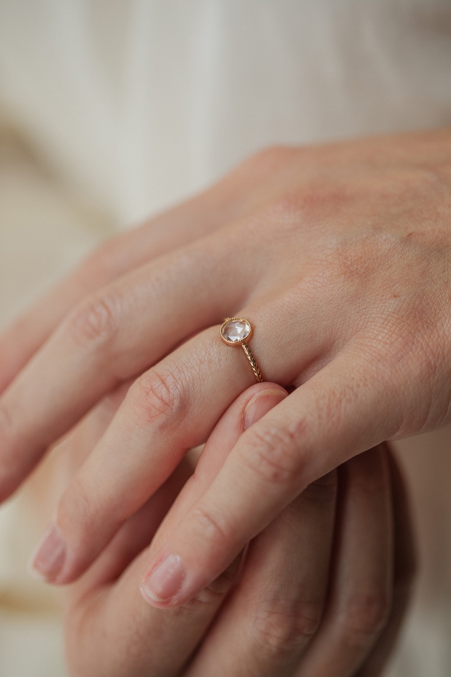 Bague Cybele XL Saphir Blanc Rosecut