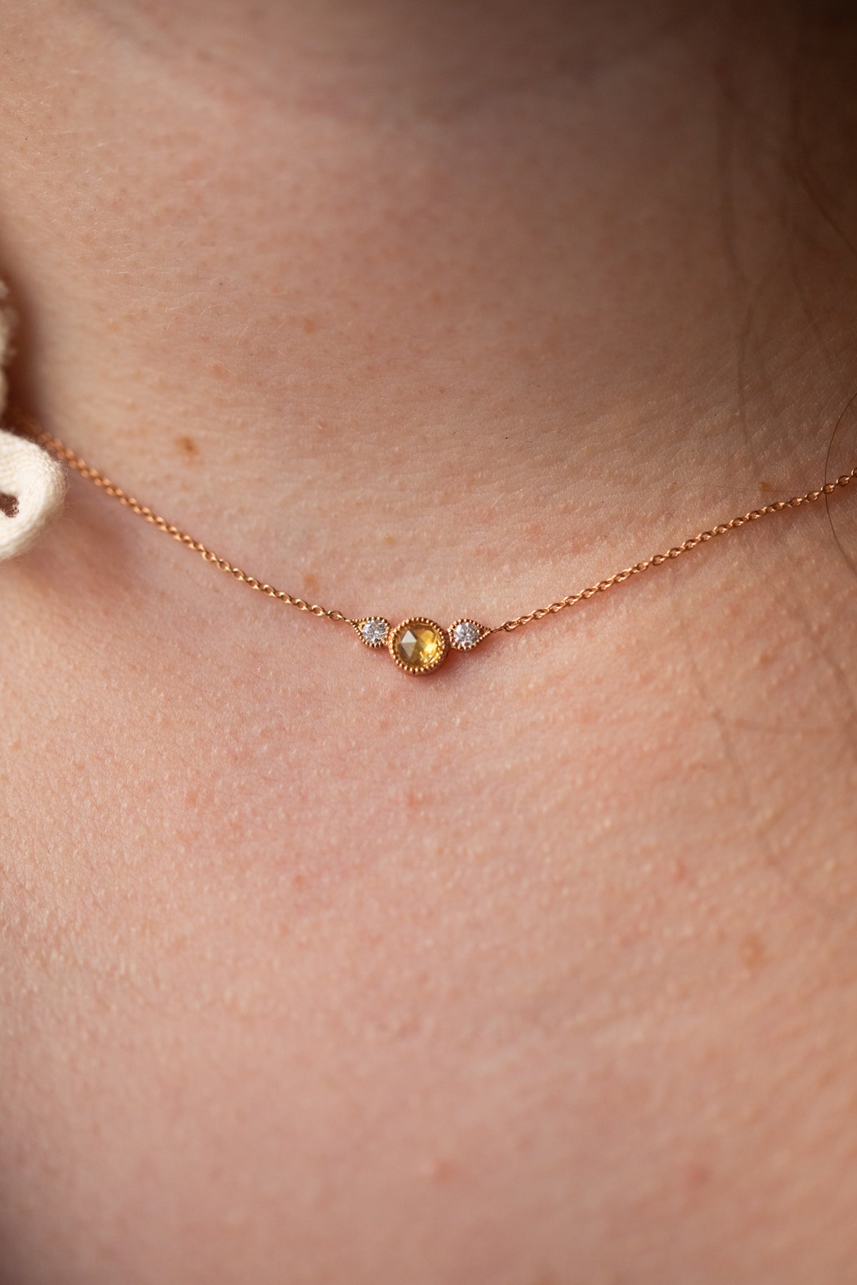 Collier Amour Céleste M Saphir jaune