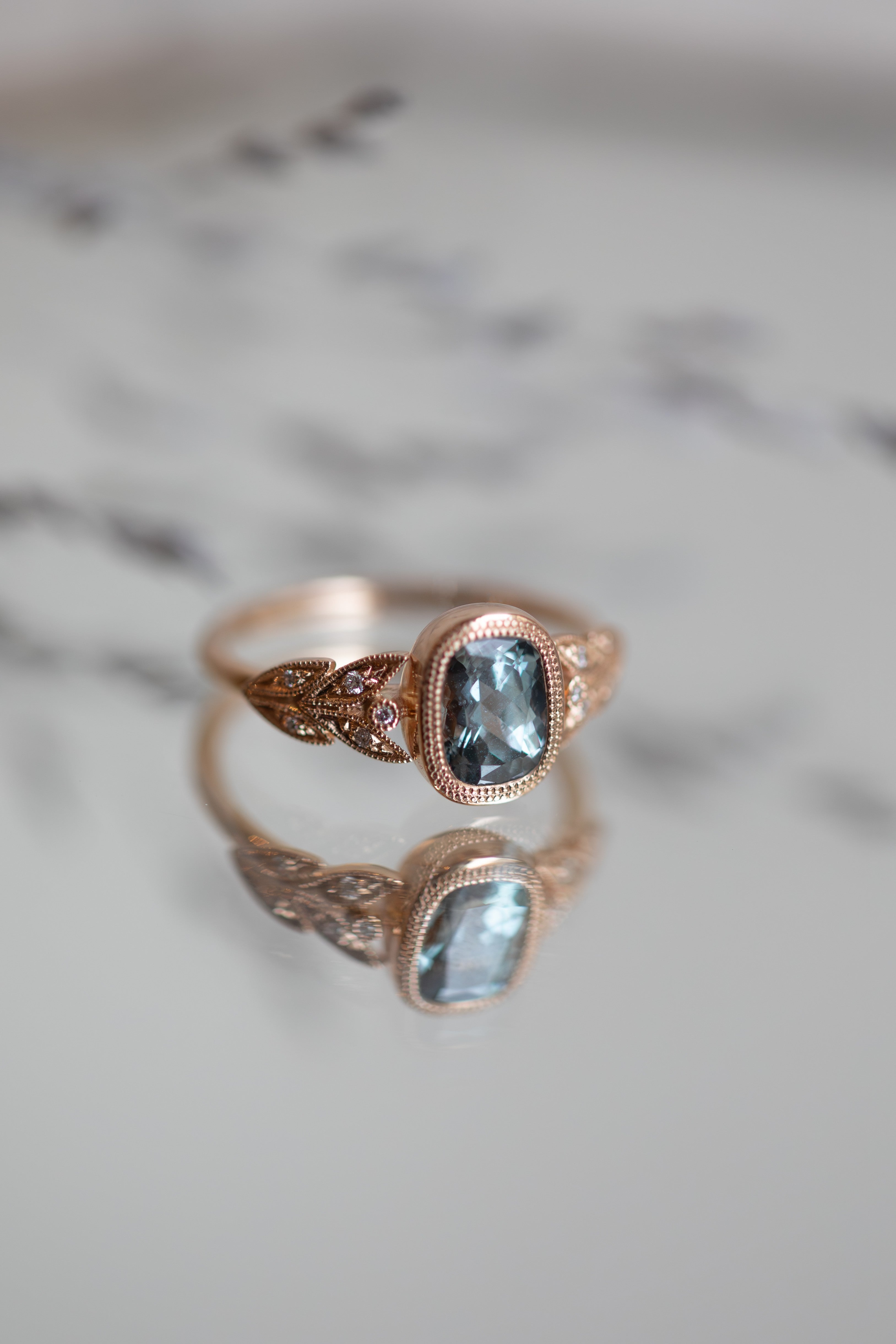 Pièce Unique Feuillage Saphir Umba Bleu-Vert Coussin