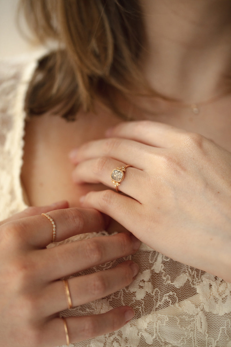 Bague de fiançailles de créateur Pièce unique en or et diamant icy rosecut Myrtille Beck Paris