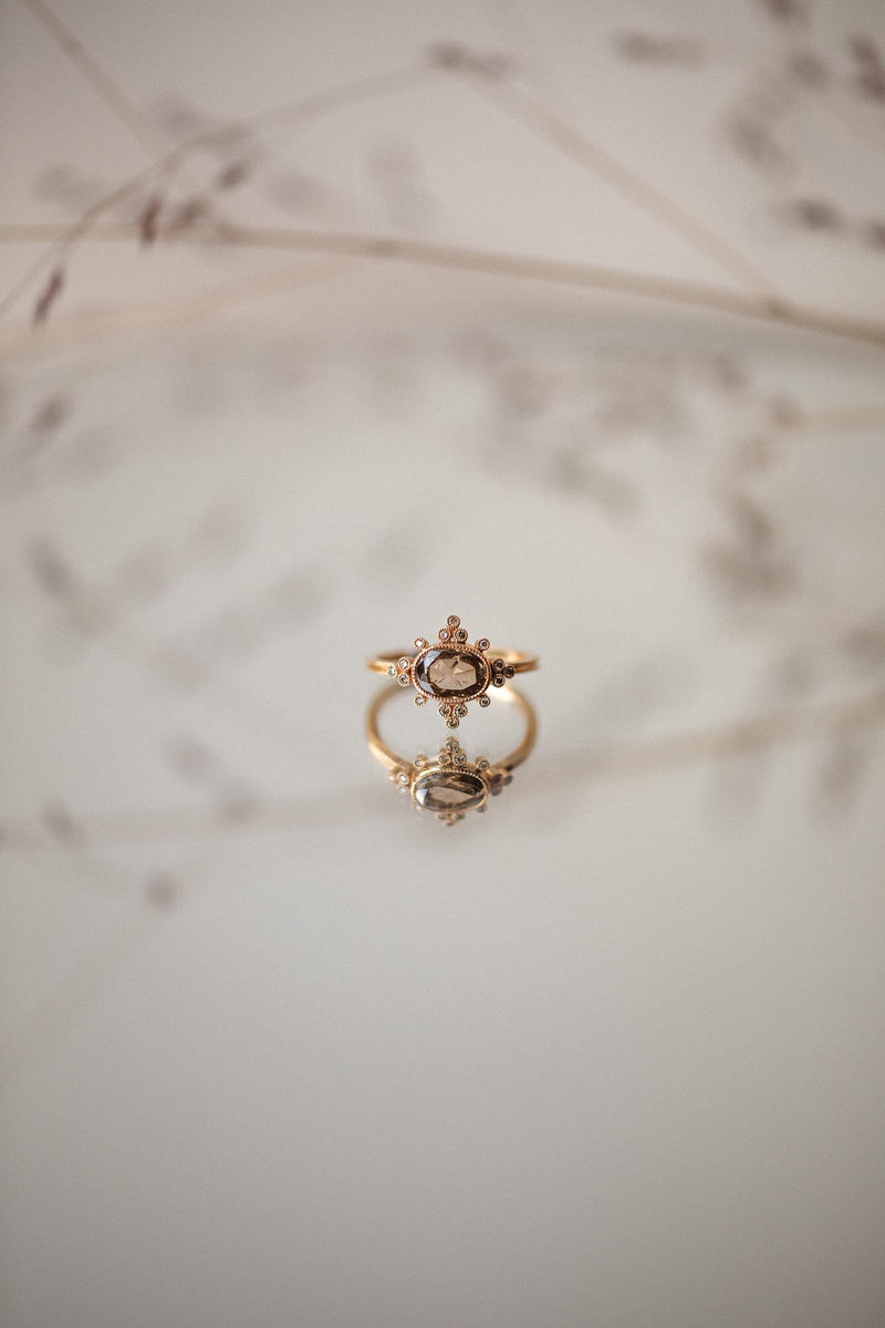 Bague Flocon brun ovale, Pièce Unique
