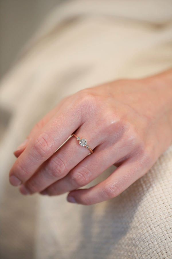 Bague - Bague Amour Céleste L Bague de créateur fiançailles Myrtille Beck Paris diamants gris