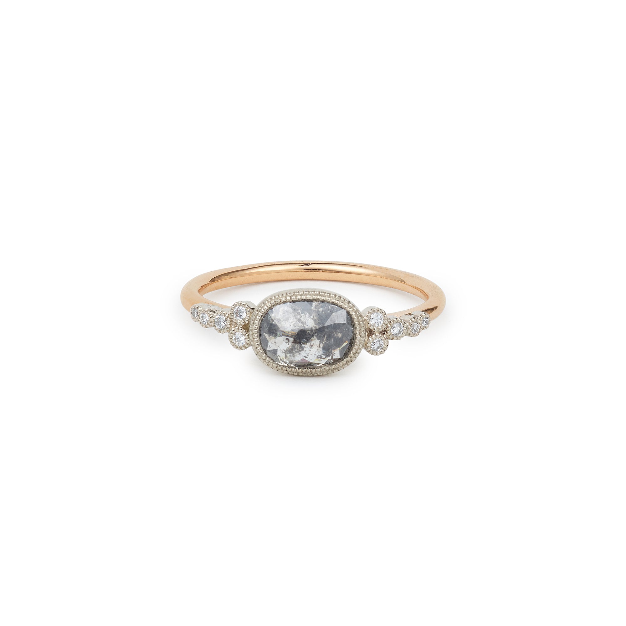 Pièce Unique n°11/2022, Bague Iris Diamant Salt & Pepper ovale