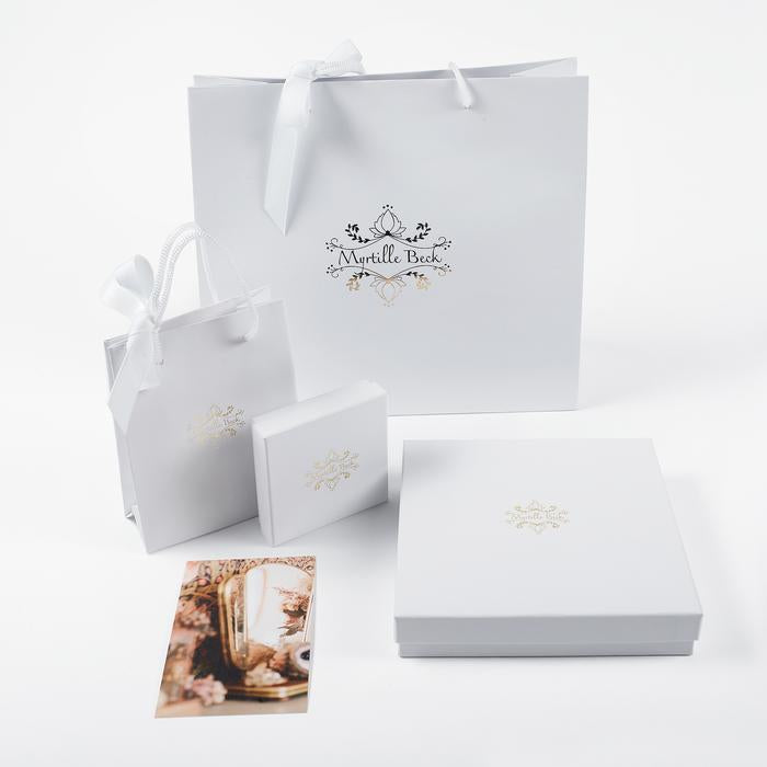Packaging Myrtille Beck Paris - Chaînes et colliers, petit ou grand format